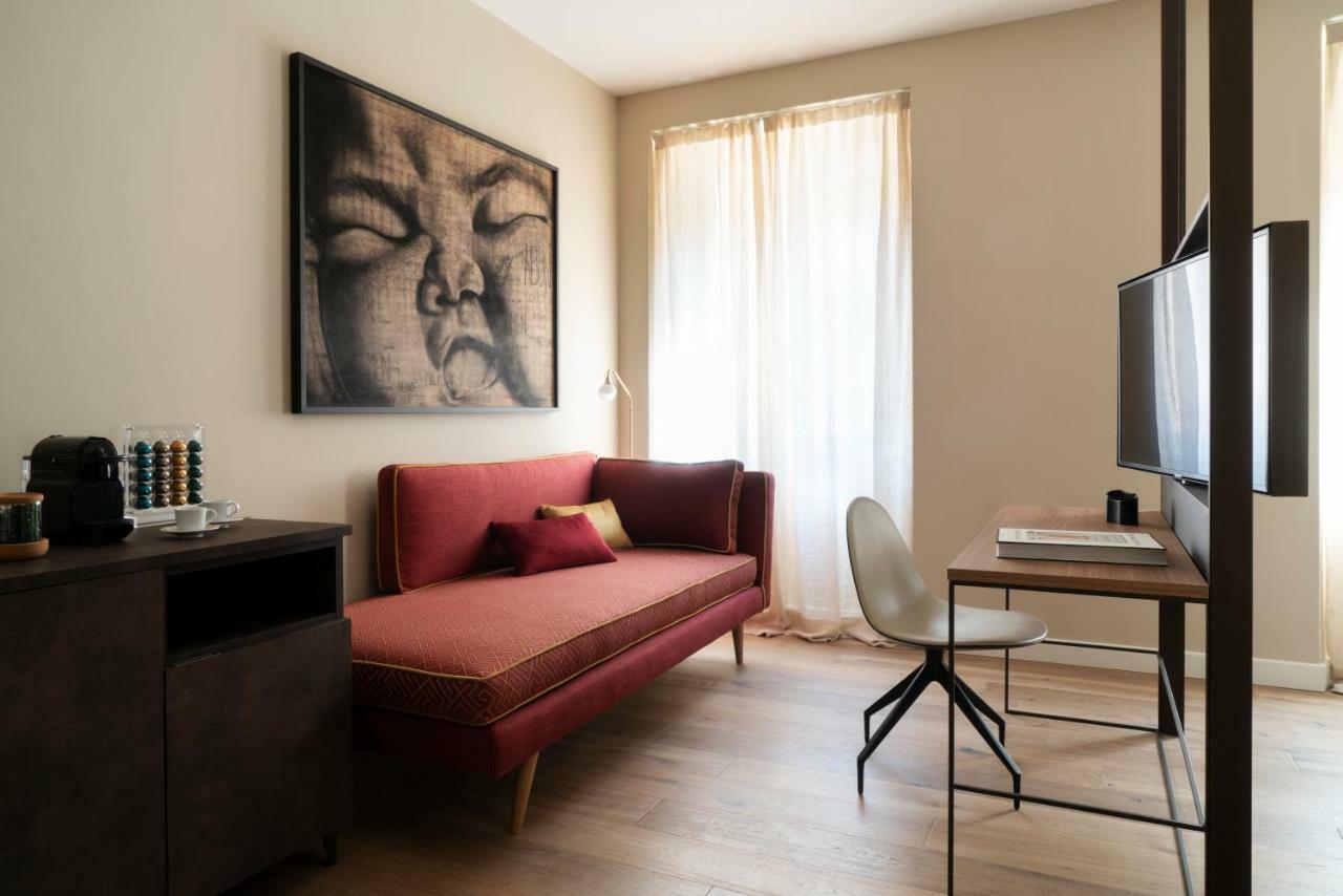 Della Spiga Suites by Brera Apartments Milano Esterno foto